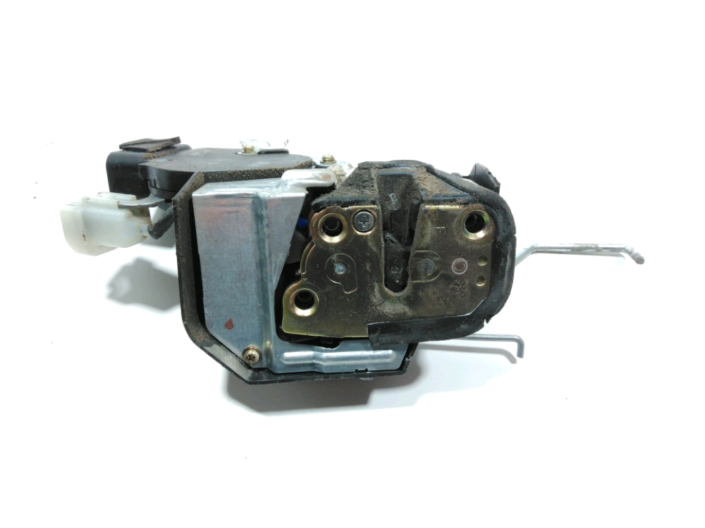 Serrure de porte battante arriere