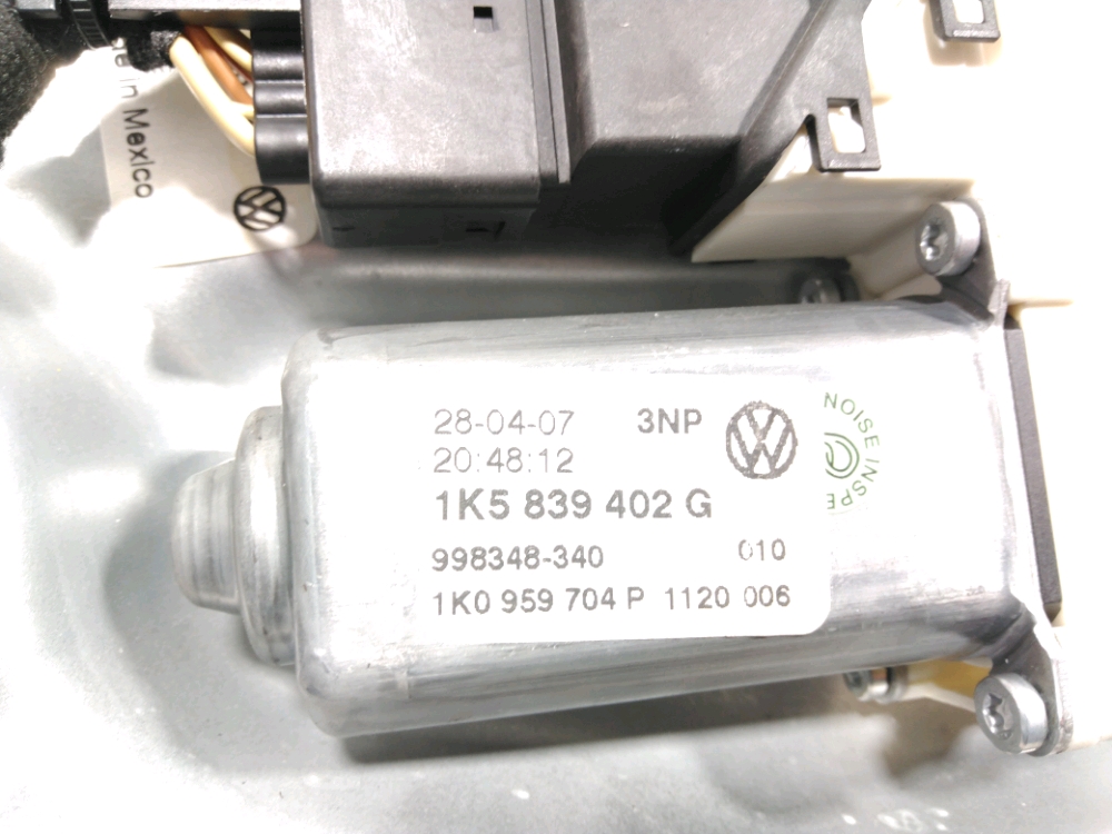 Lève-vitre électrique arrière droit