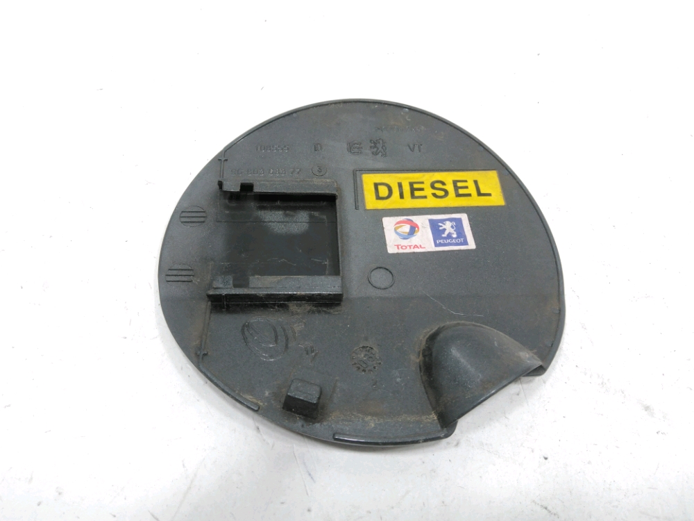 Trappe à carburant