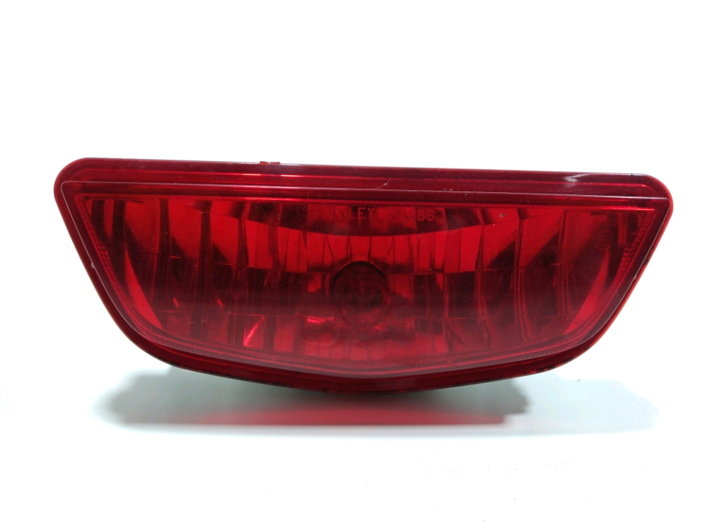 Feu de brouillard arrière central