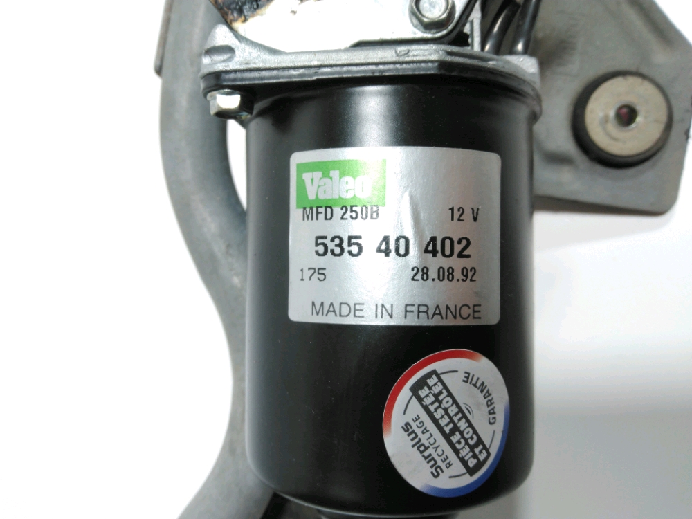 Mécanisme + moteur d'essuie glace avant