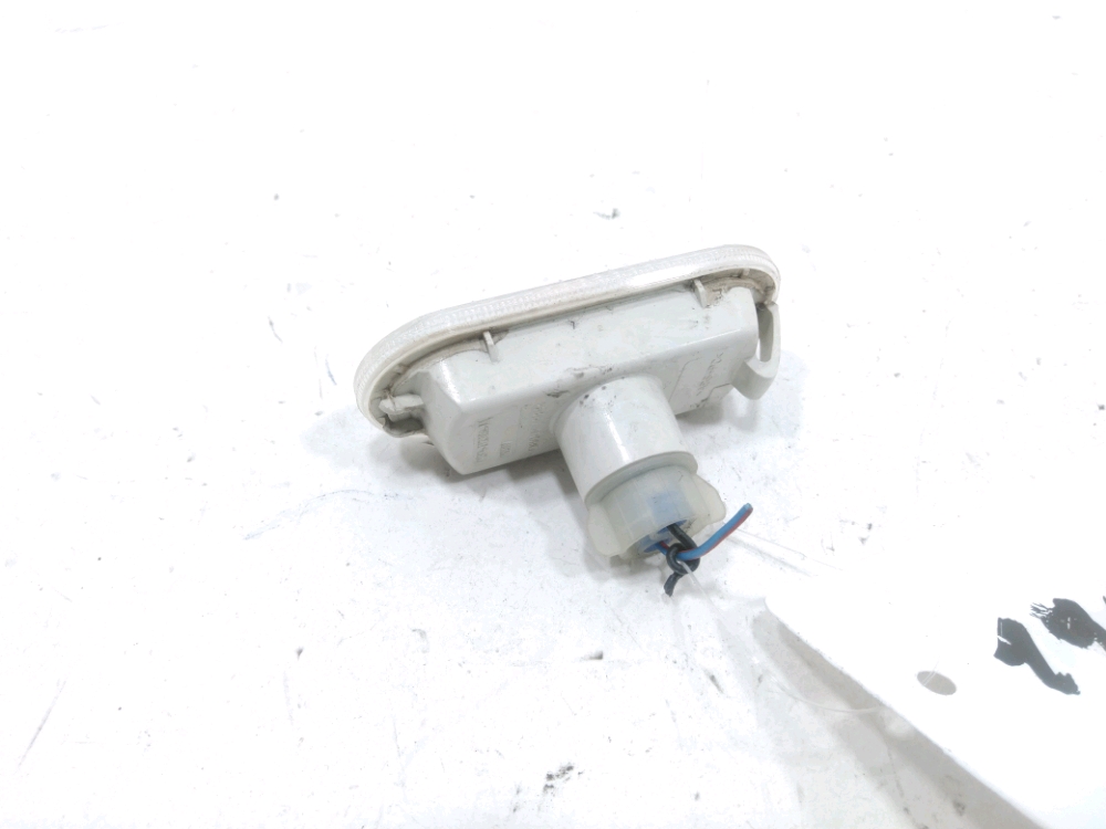 Répétiteur d'aile droit