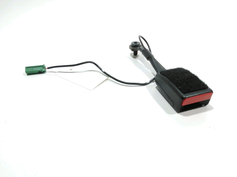 Ancrage ceinture avant droit