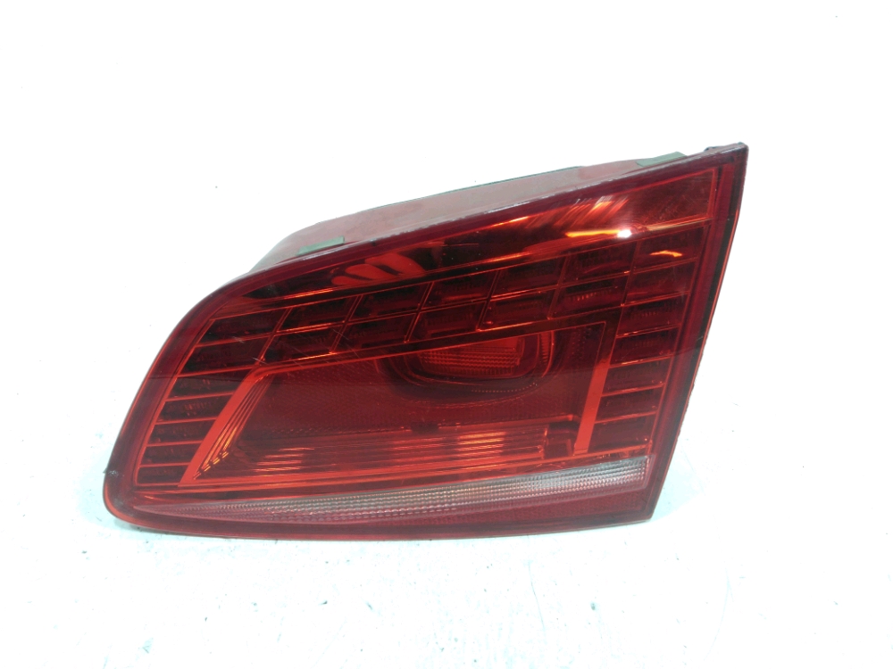 Feu arrière intérieur droit