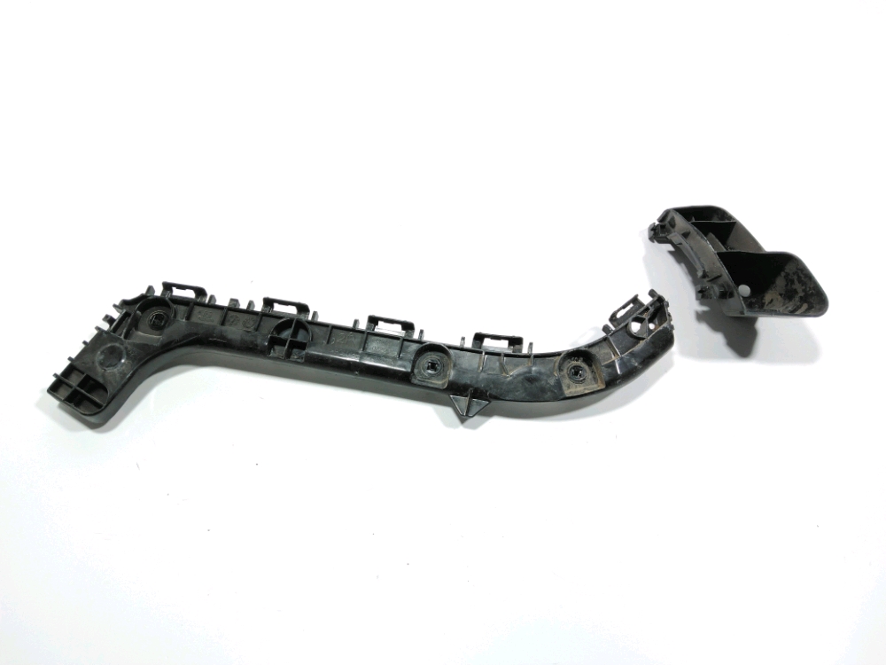 Support droit de pare-choc arrière