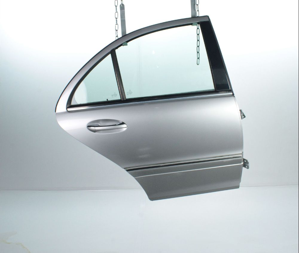 Porte arrière droite