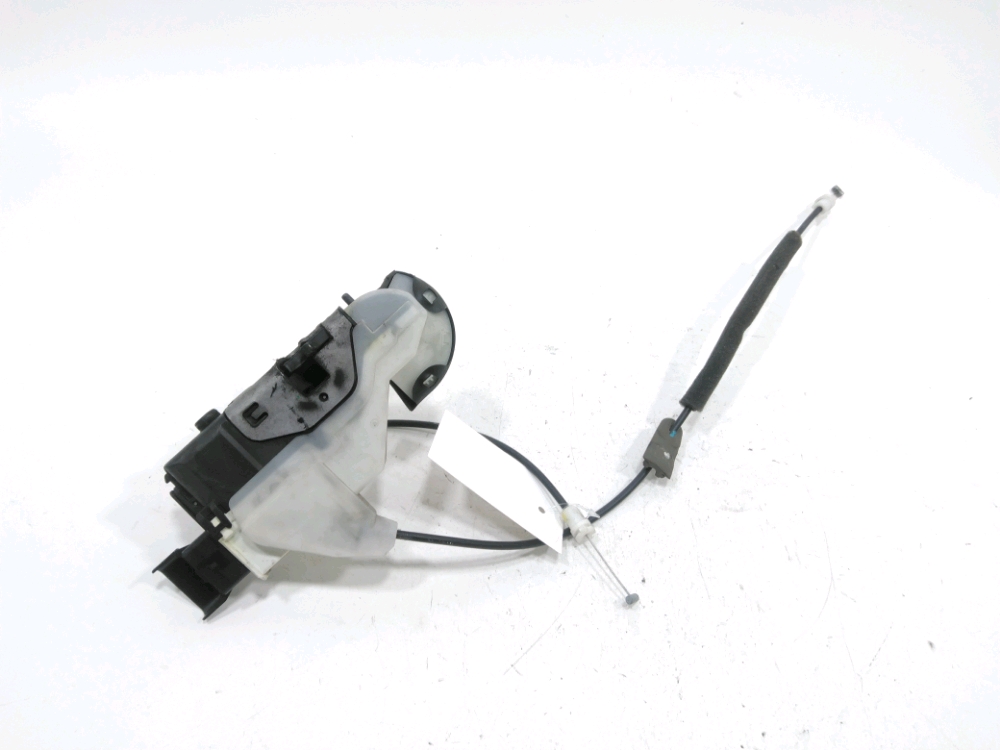 Serrure de porte avant gauche