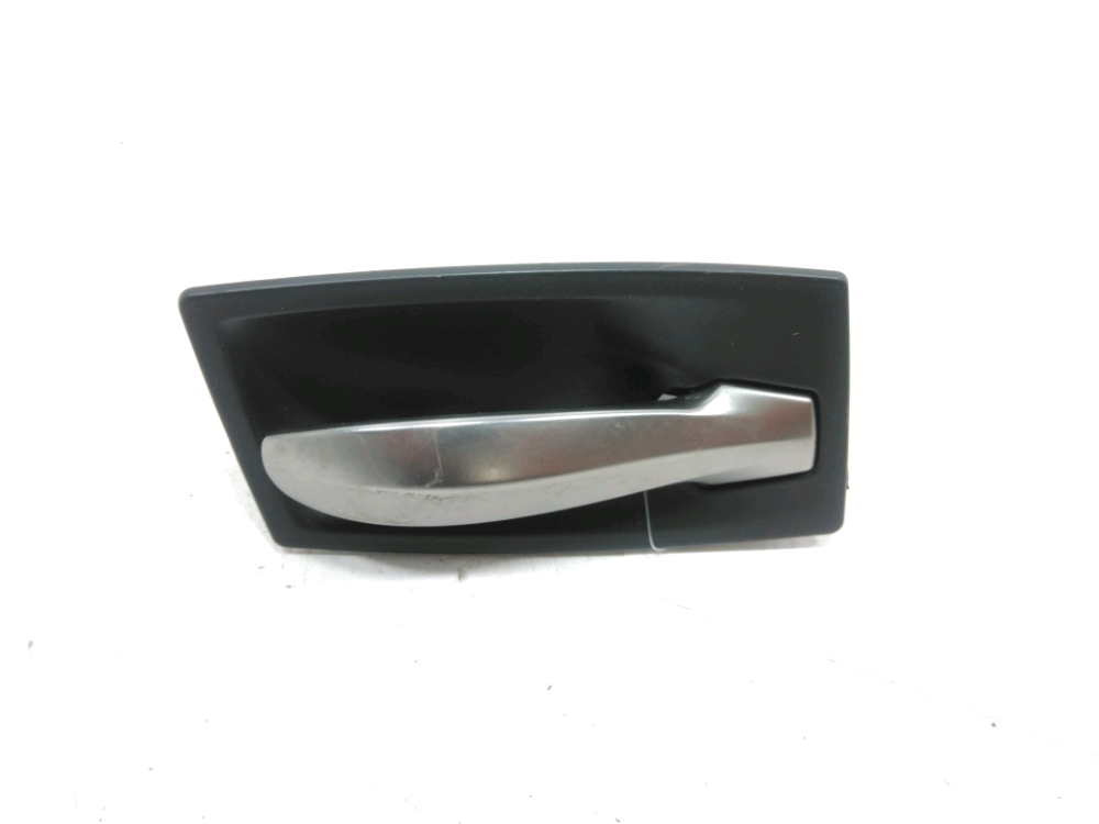 Poignée intérieure porte avant droite