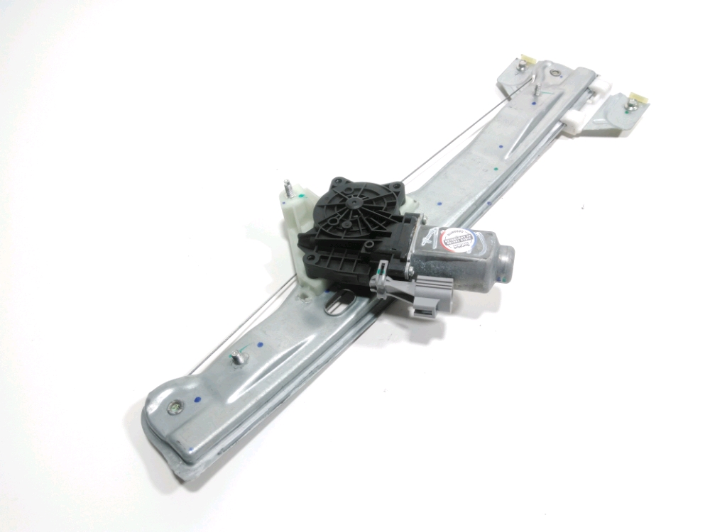 Lève-vitre électrique avant droit