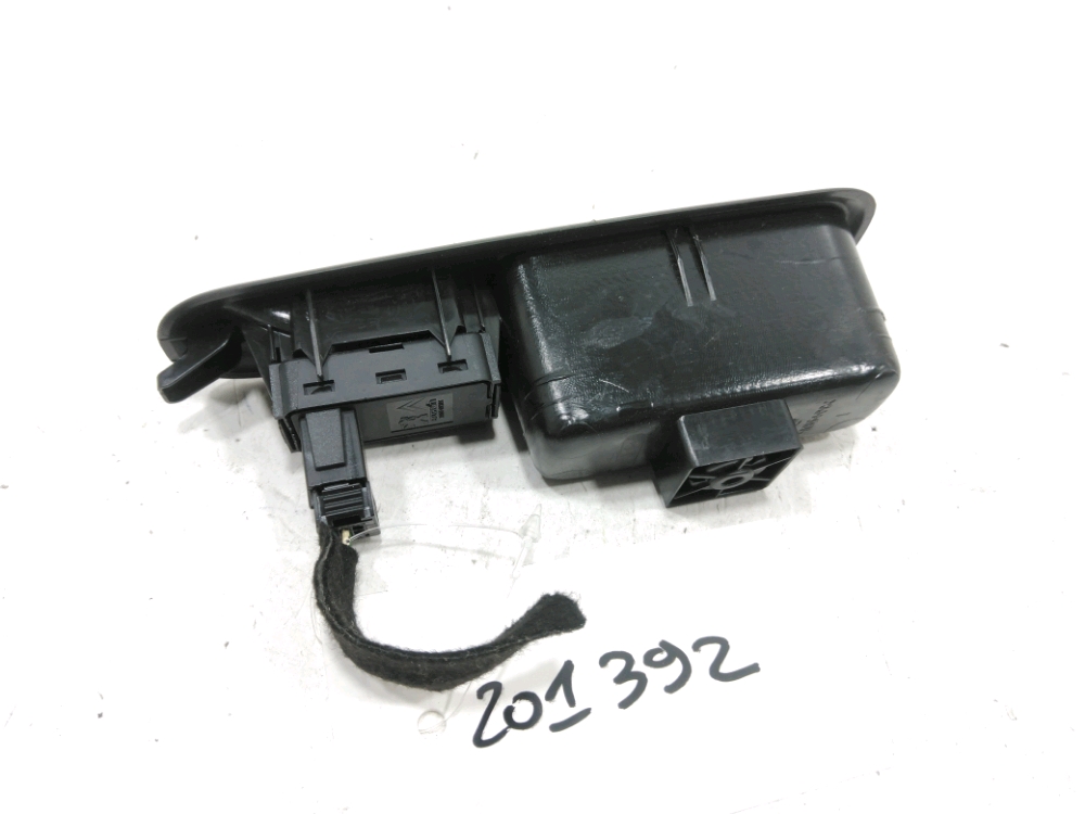 Commande lève-vitre arrière gauche