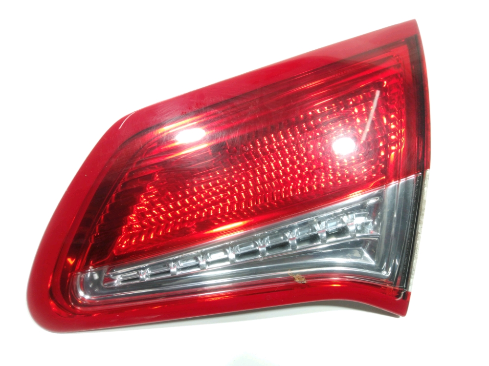 Feu arrière intérieur droit