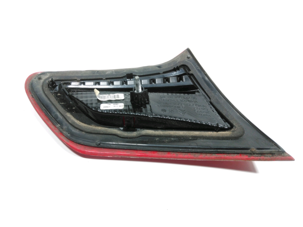 Feu arrière intérieur droit