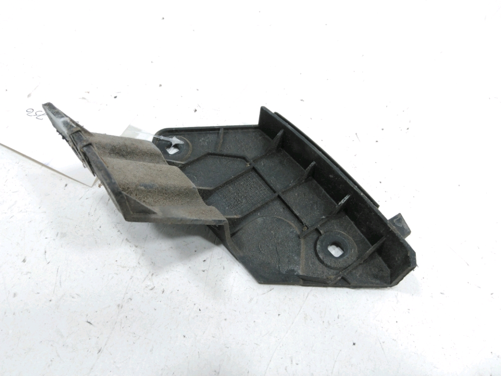 Support droit de pare-choc arrière