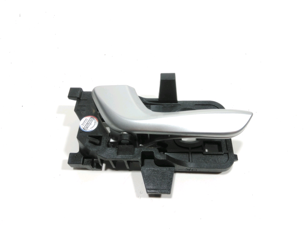 Poignee interieure porte avant gauche