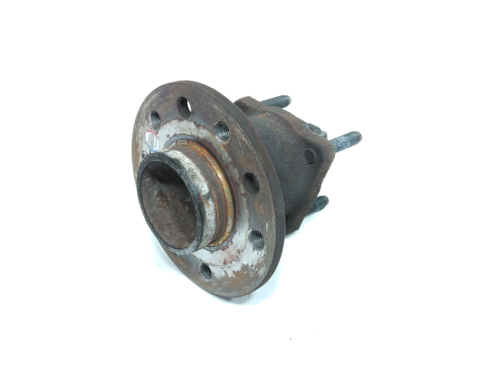 Moyeu arrière gauche