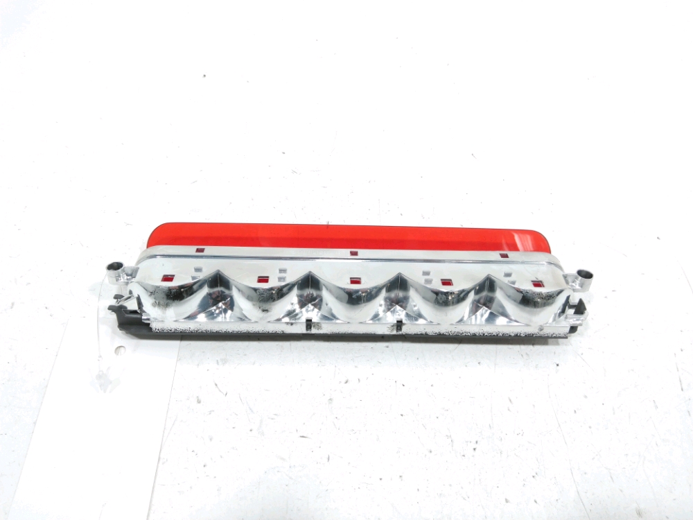 Feu stop supplémentaire