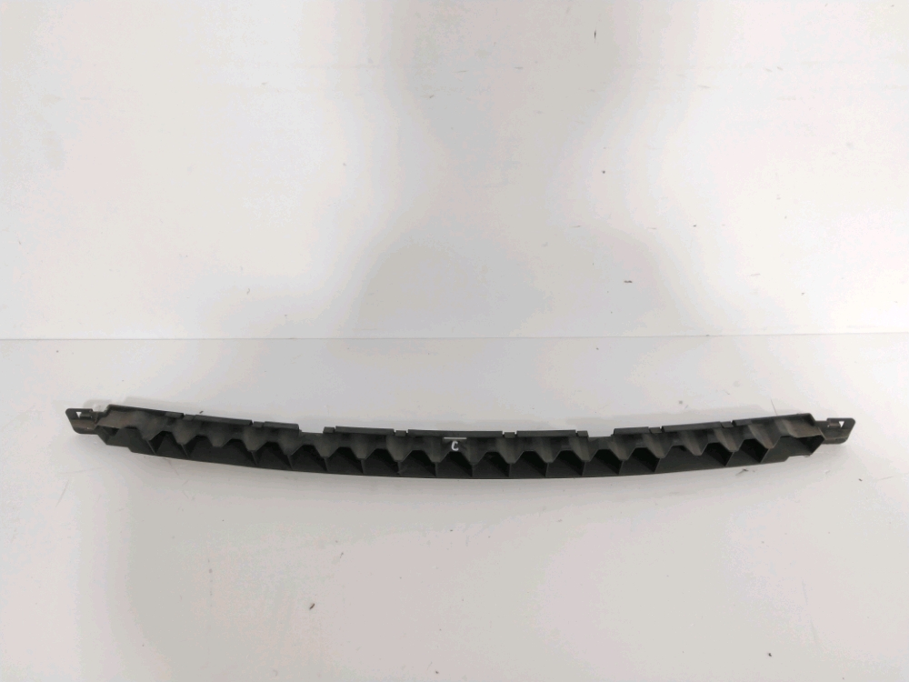 Support central de pare-choc arrière