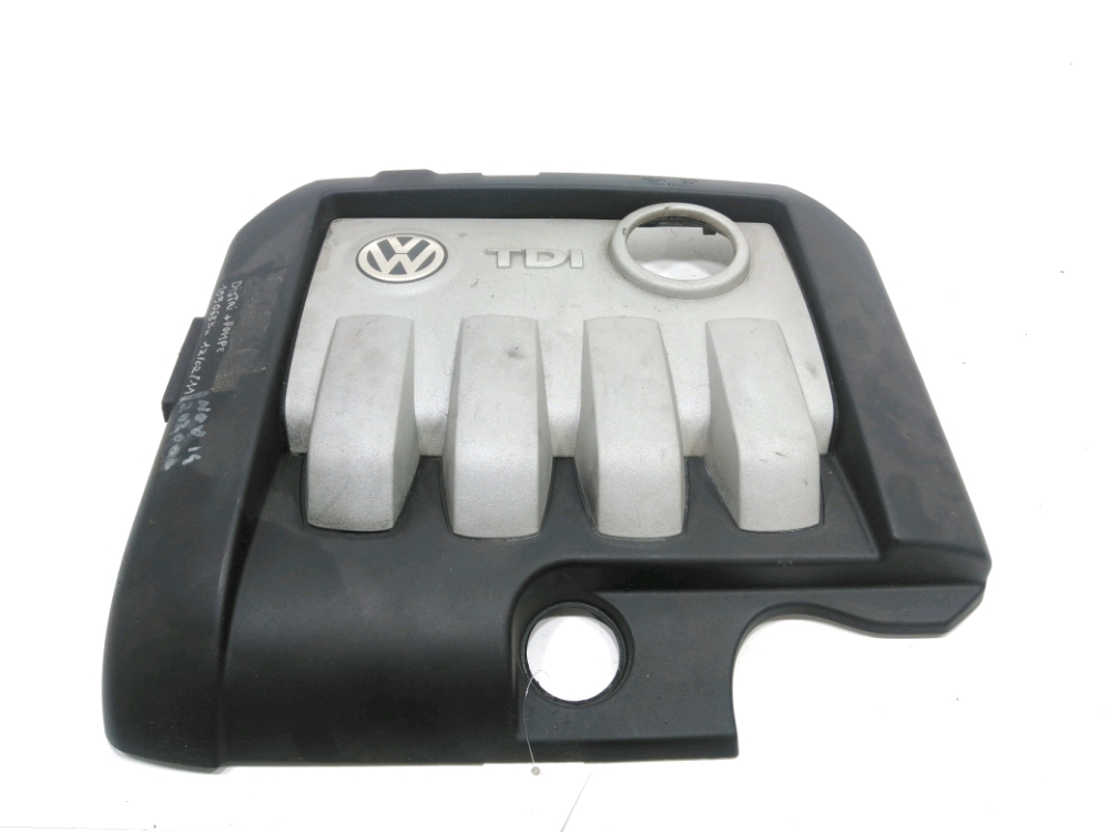 Cache moteur supérieur