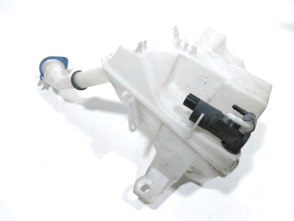 Réservoir de lave glace avant