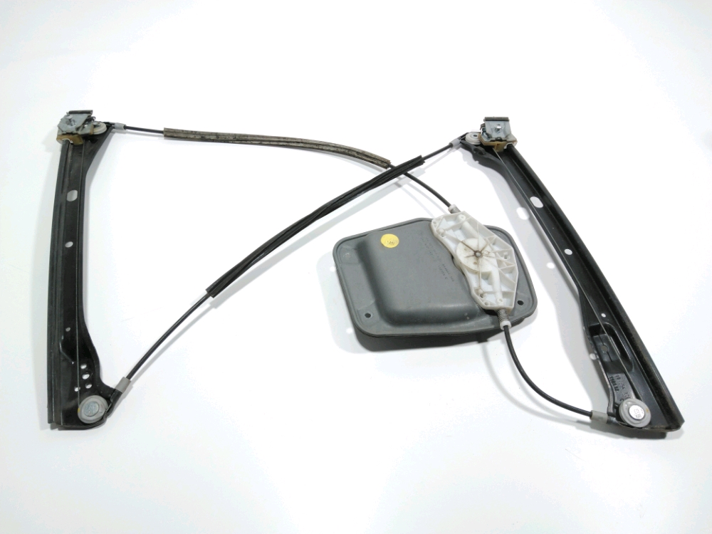 Lève-vitre électrique avant droit