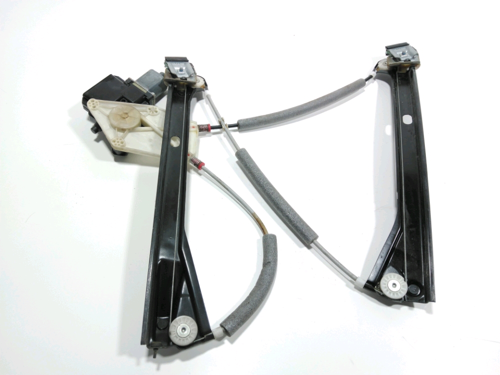 Lève-vitre électrique avant gauche