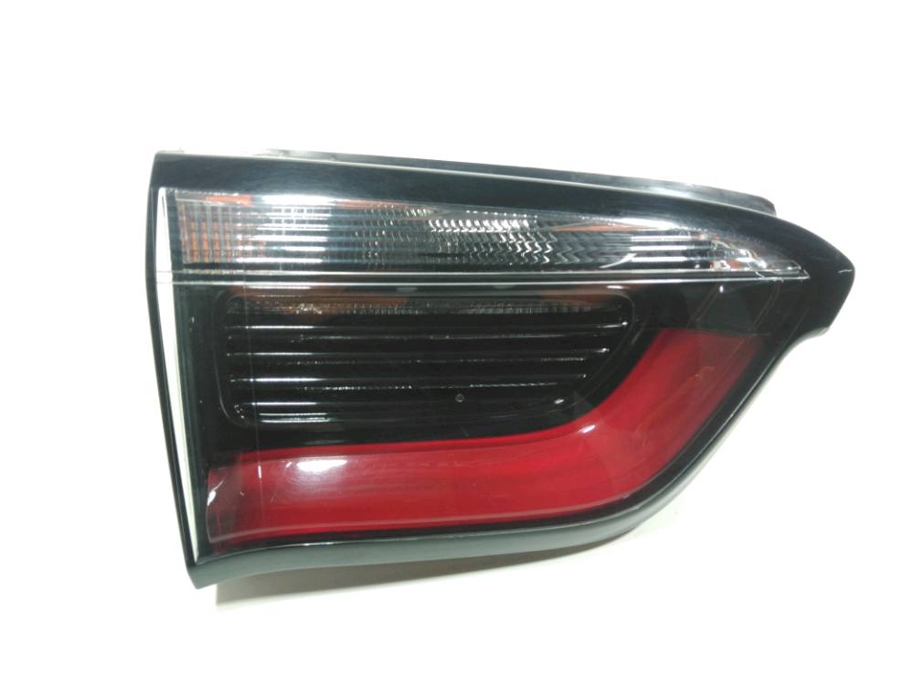 Feu arrière intérieur gauche