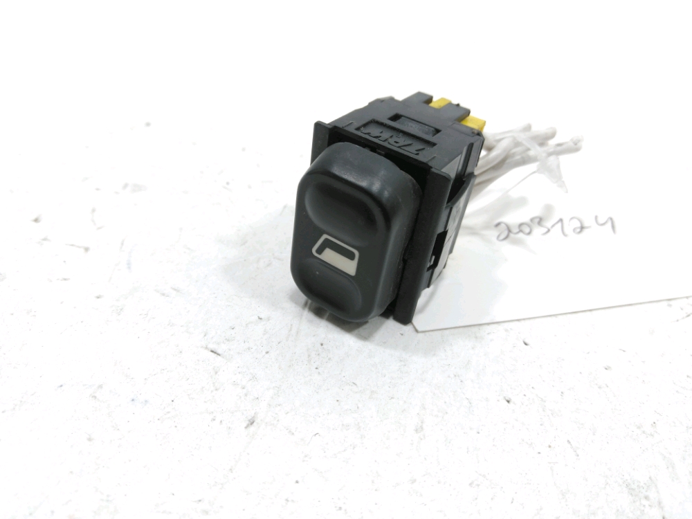 Commande lève-vitre avant droit