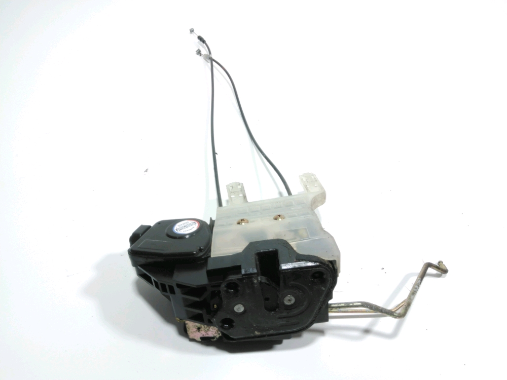 Serrure de porte avant droite