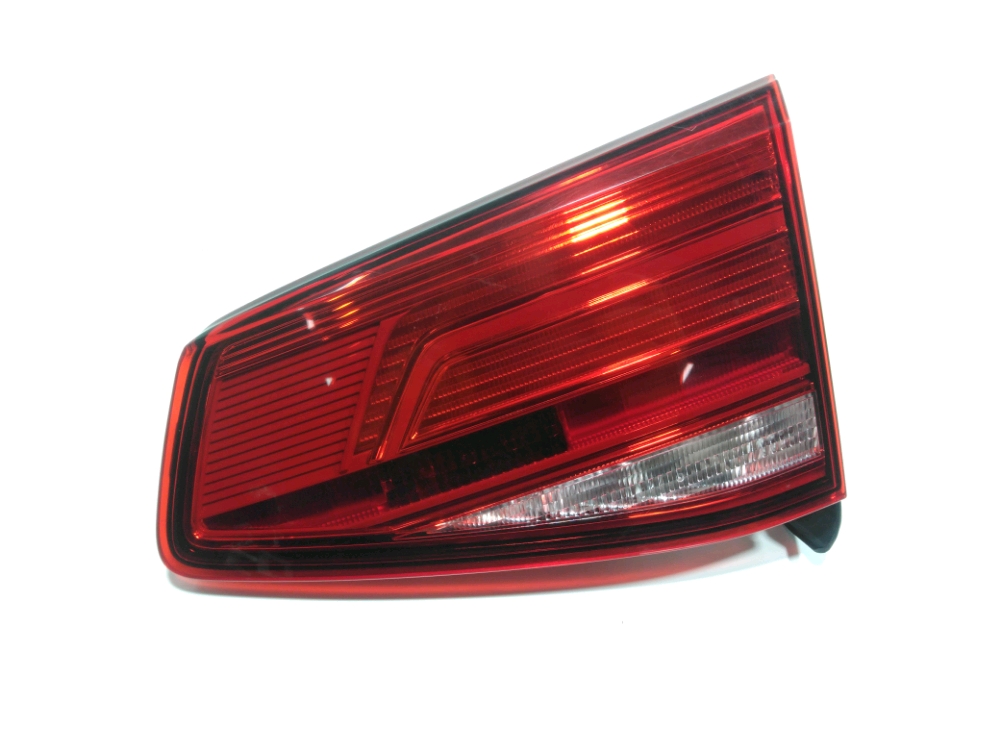 Feu arrière intérieur droit