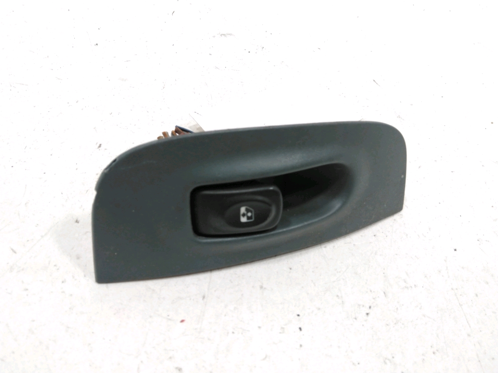 Commande lève-vitre avant droit