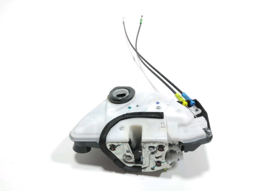 Serrure de porte avant gauche