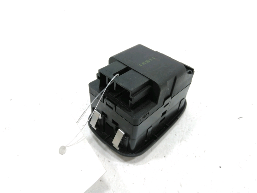 Commande lève-vitre avant gauche