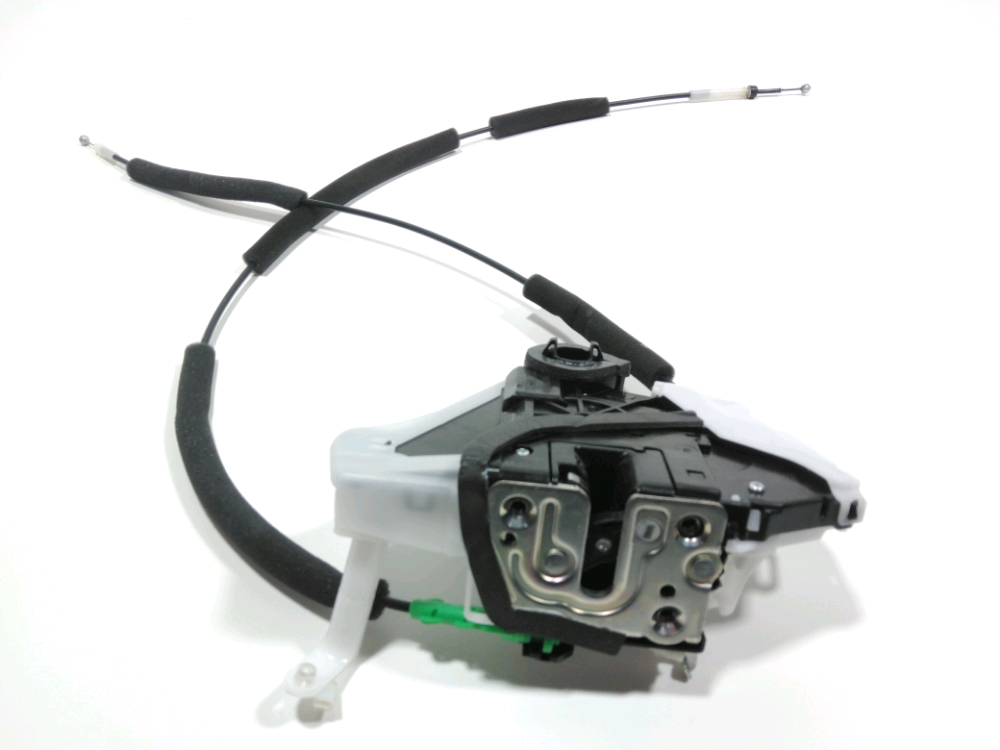 Serrure de porte avant gauche