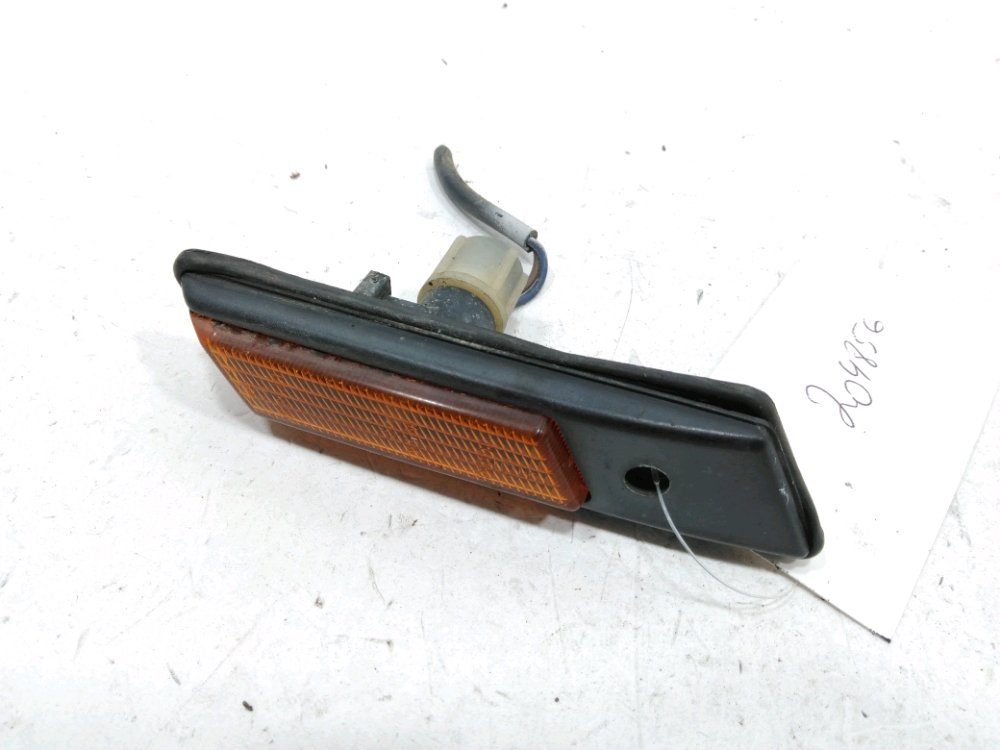 Répétiteur d'aile gauche