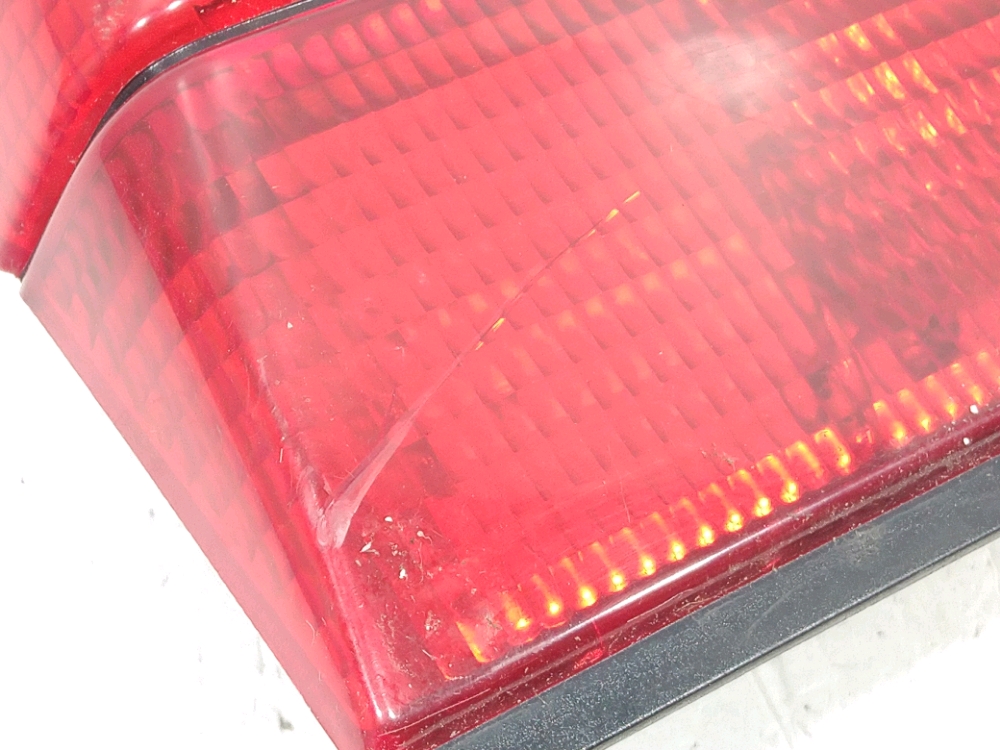 Feu arrière intérieur droit