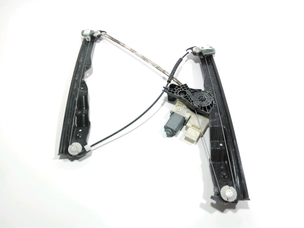 Lève-vitre électrique avant droit