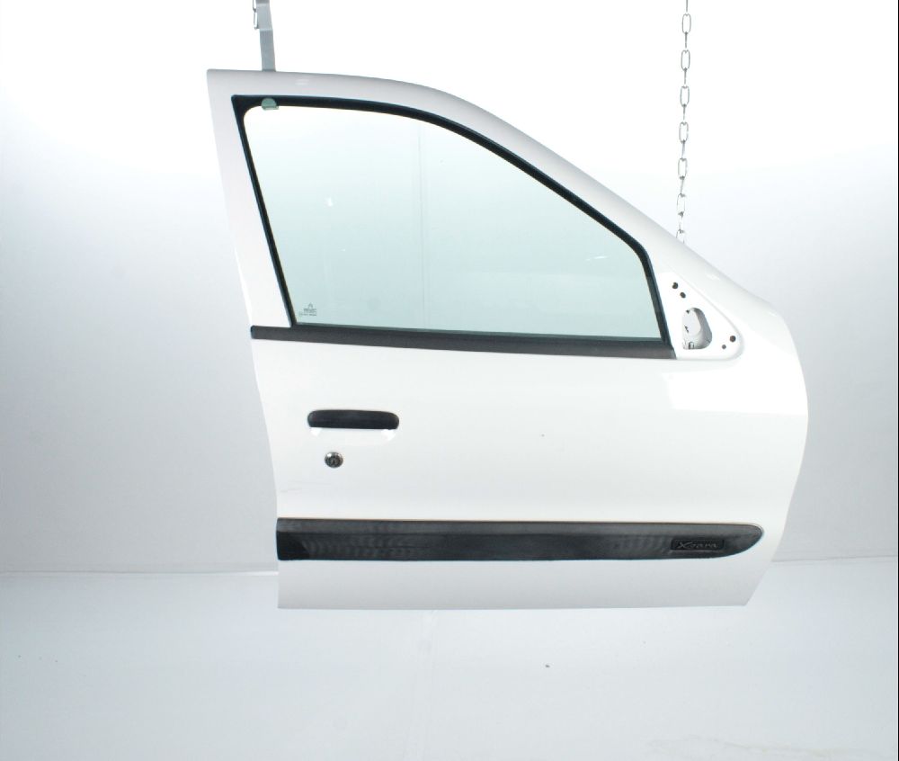 Porte avant droite
