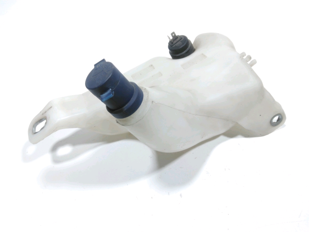 Réservoir de lave glace avant