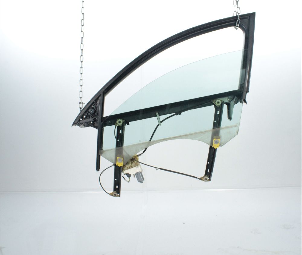 Lève-vitre électrique avant gauche