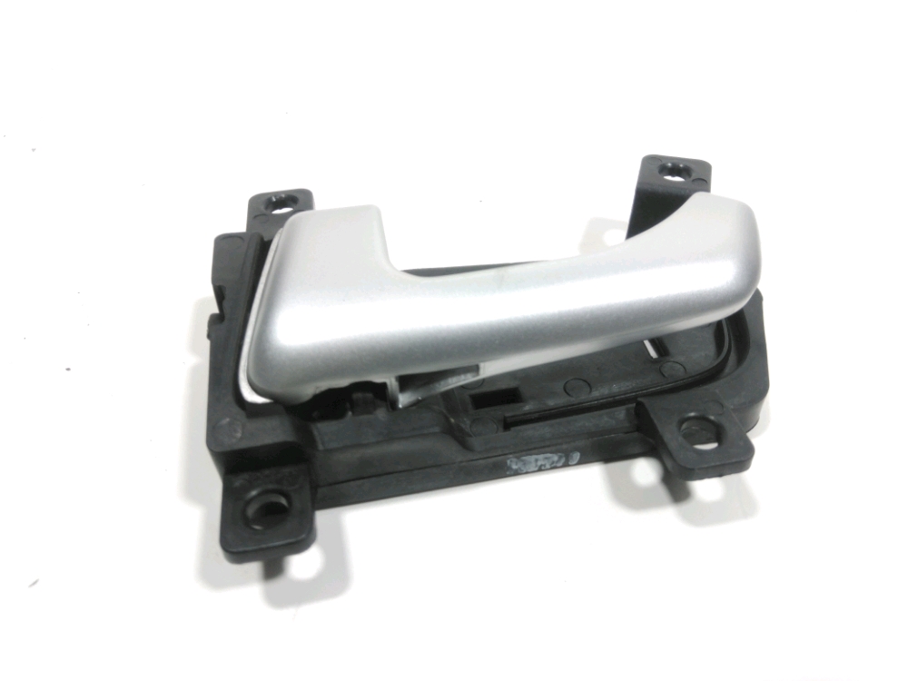 Poignee interieure porte arriere gauche