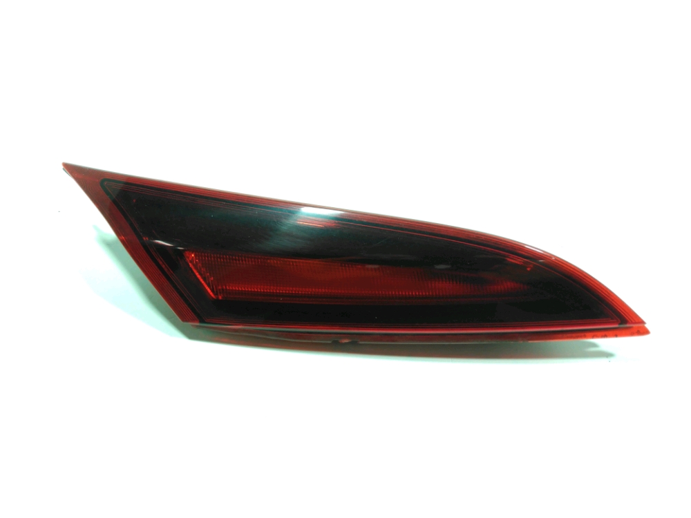 Feu arriere interieur gauche