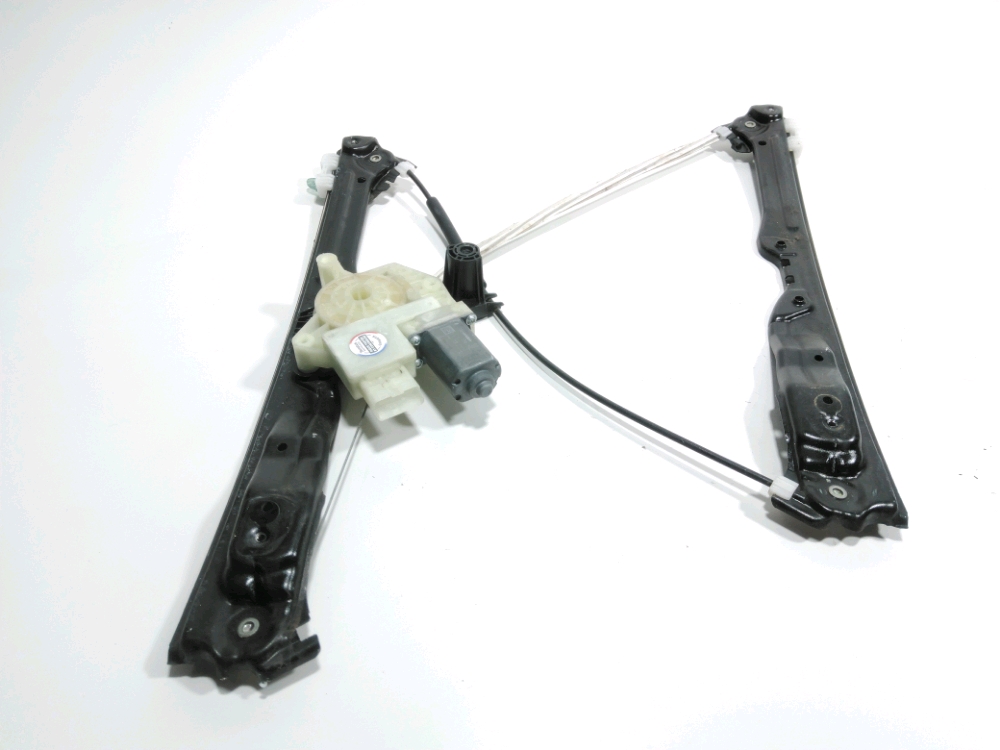 Lève-vitre électrique avant droit