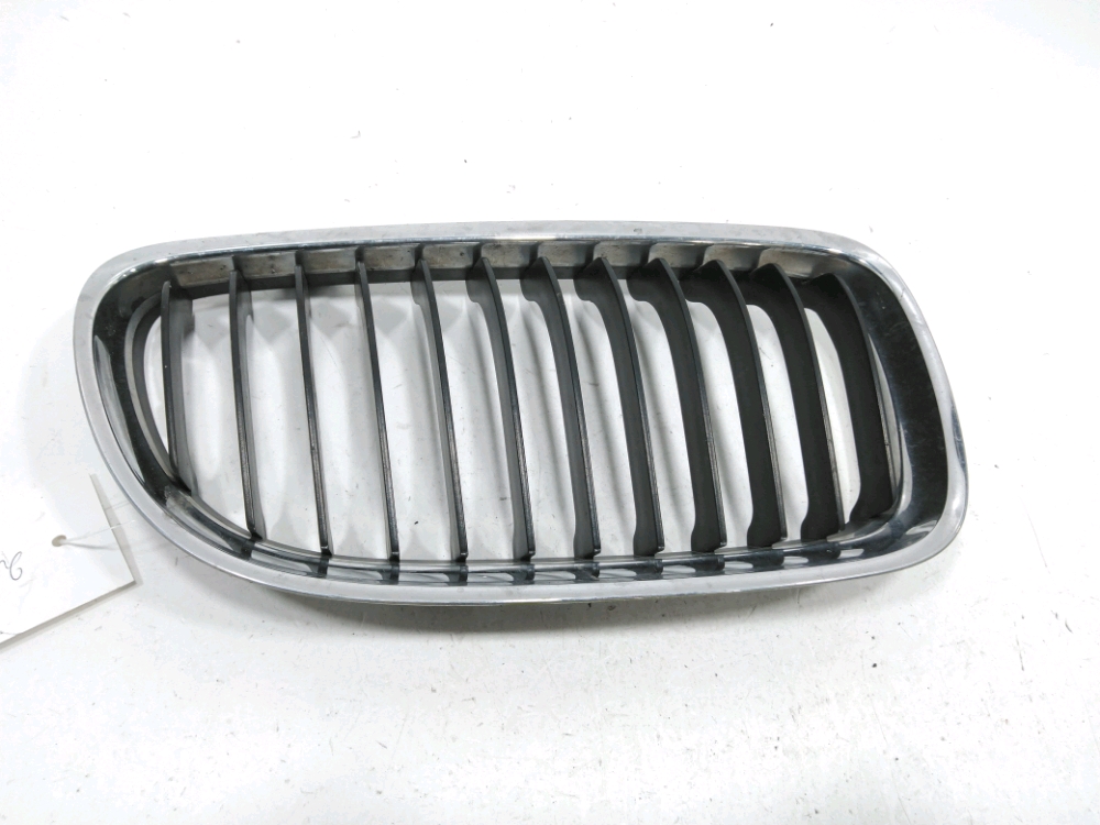 Grille de calandre droite