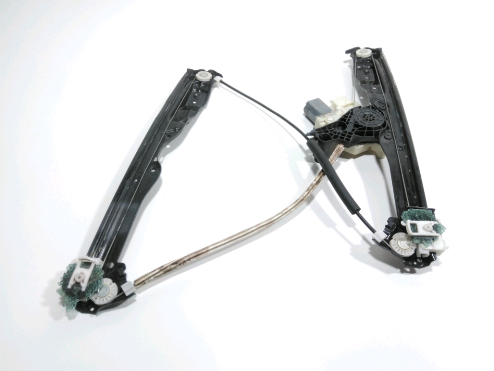 Lève-vitre électrique avant gauche