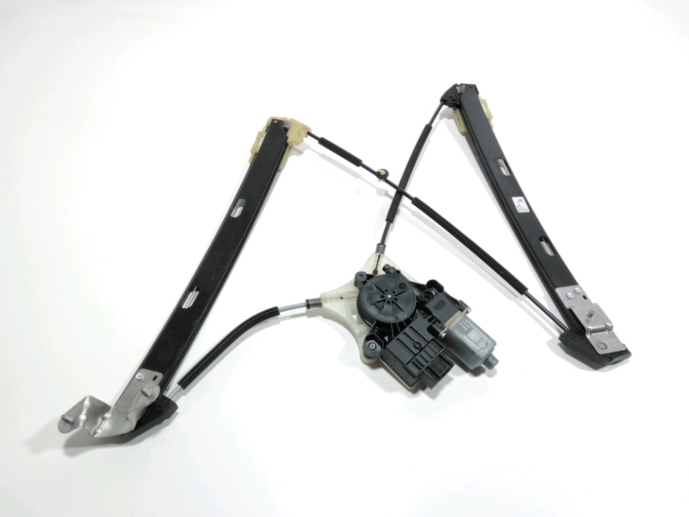 Lève-vitre électrique avant droit