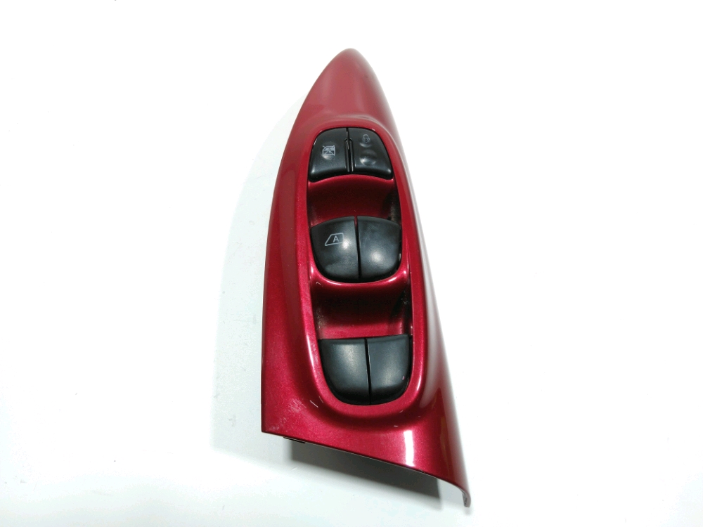 Commande lève-vitre avant gauche