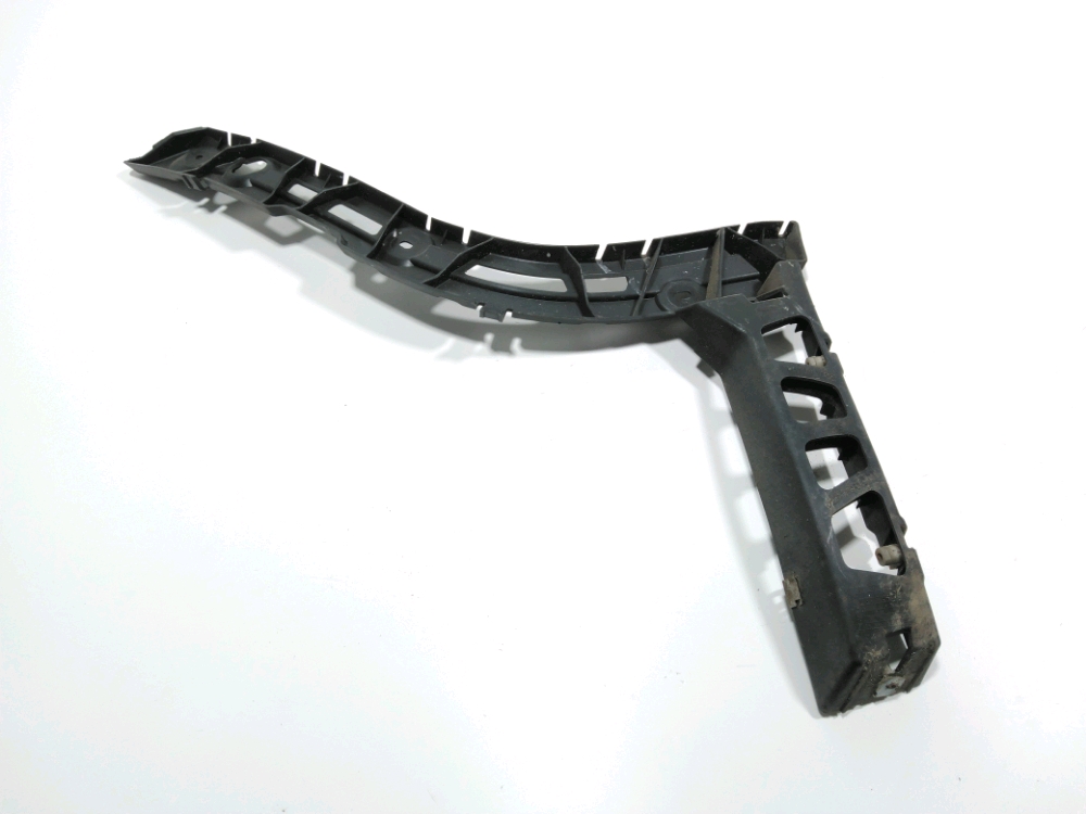 Support droit de pare-choc arrière