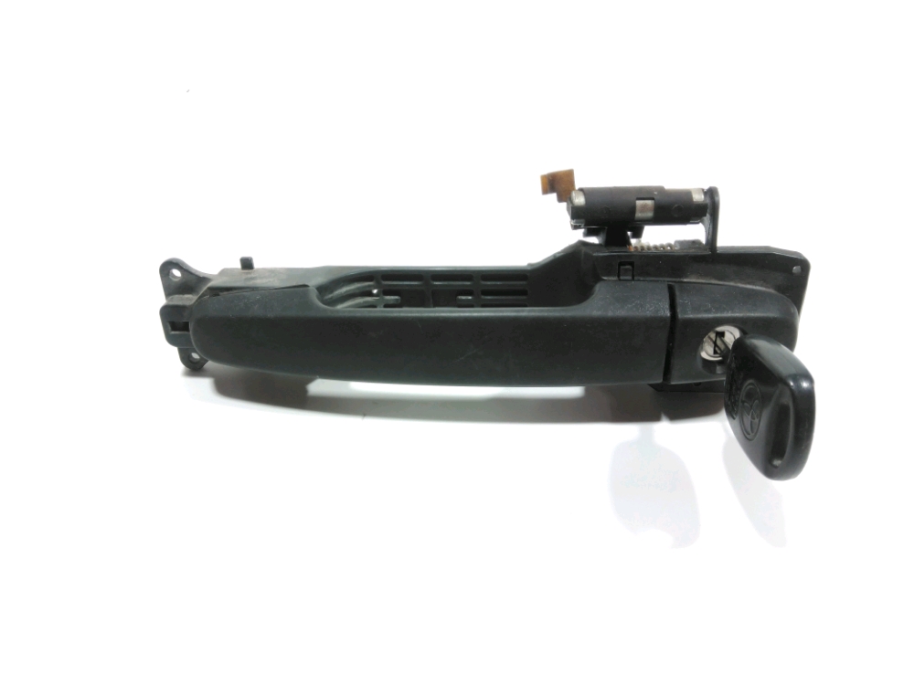 Poignee exterieure avant gauche