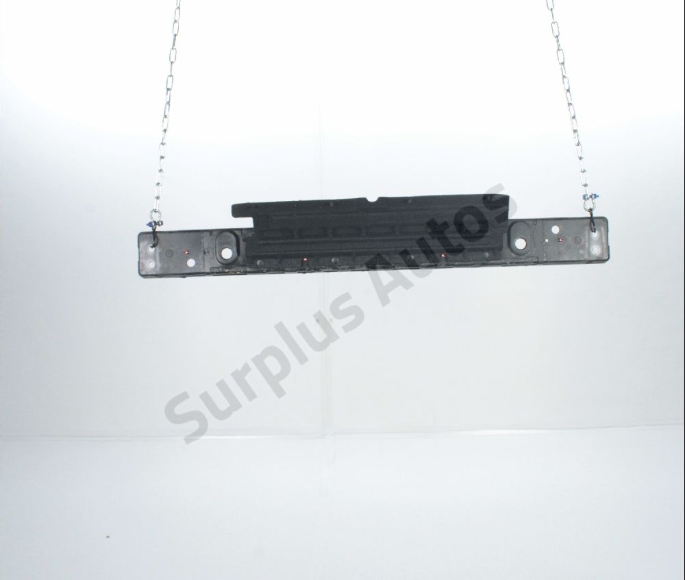 Traverse inférieure armature avant