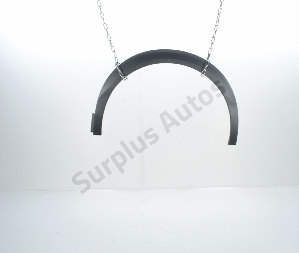 Elargisseur d'aile arrière gauche